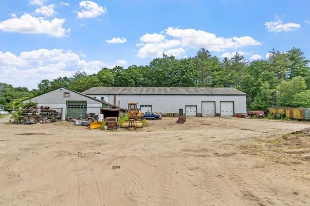Backyard, Detached Garage, Exterior
