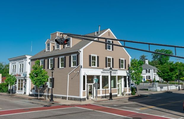 Exterior, Facade, Georgian