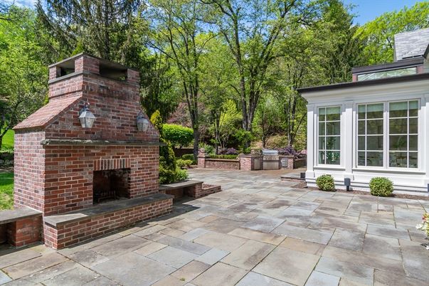Exterior, Fireplace