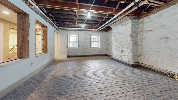 Empty room, Interior, Wooden Beams