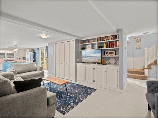 Interior, Living room, Pendant Lights, Wood Texture Flooring