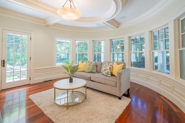 Interior, Living room, Pendant Lights, Recessed Lighting, Wood Texture Flooring