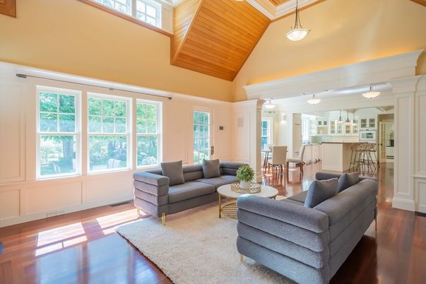 Dining room, Interior, Living room, Pendant Lights, Wooden Ceilings, Wood Texture Flooring