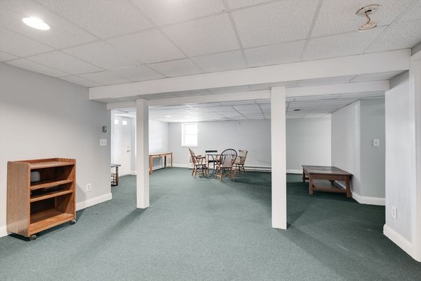 Dining room, Interior, Recessed Lighting