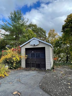 Detached Garage, Exterior