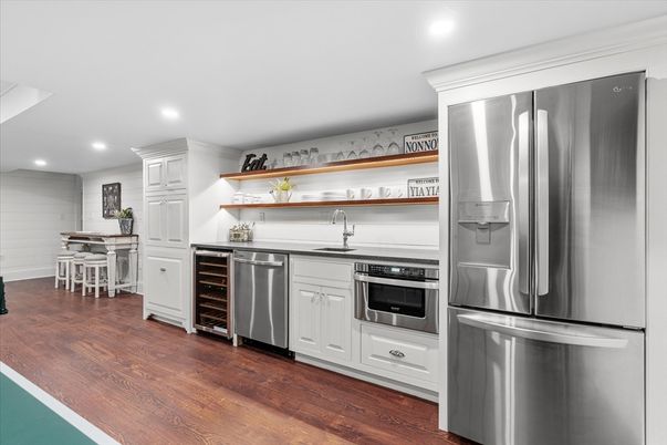 Dining room, Interior, Kitchen, Recessed Lighting, Stainless Steel Appliances, Wood Texture Flooring