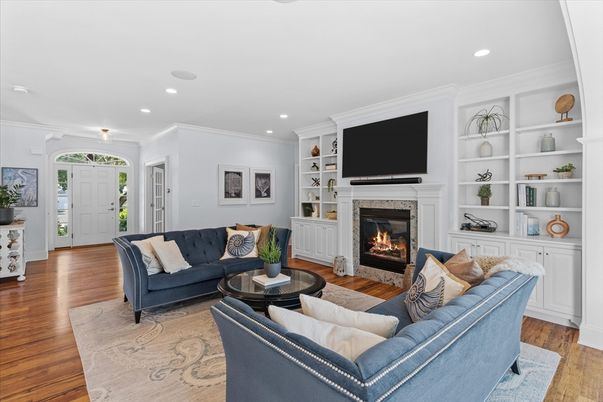 Fireplace, Interior, Living room, Recessed Lighting, Wood Texture Flooring