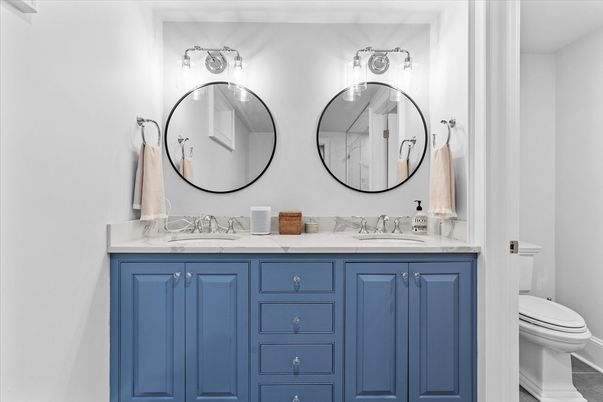 Bathroom, Dual Sink Vanities, Interior
