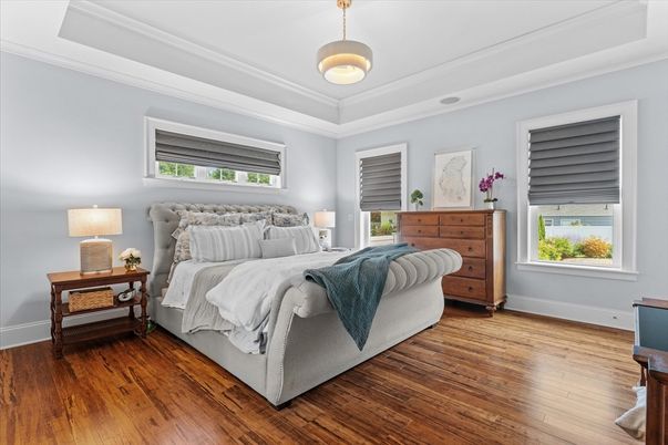 Bedroom, Interior, Pendant Lights, Wood Texture Flooring