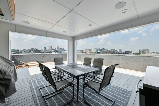 Exterior, Recessed Lighting