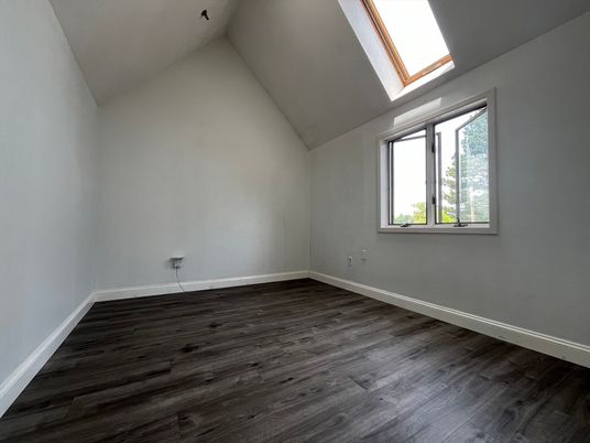 Empty room, Interior, Pendant Lights, Wood Texture Flooring