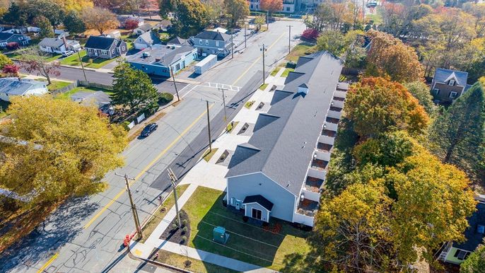 Exterior, Drone