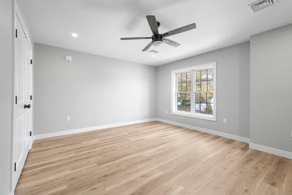 Empty room, Interior, Recessed Lighting, Wood Texture Flooring