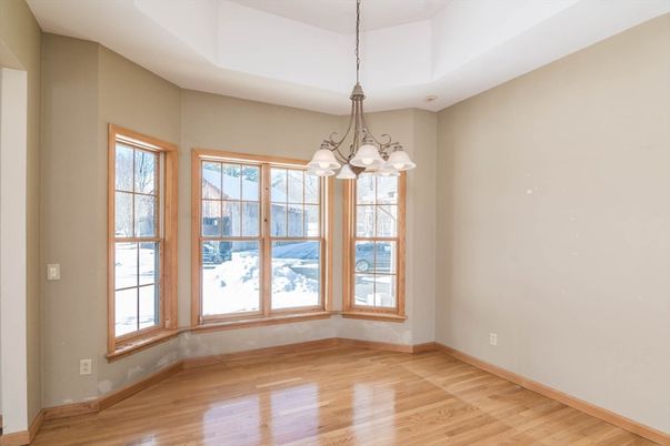 Chandelier, Empty room, Interior, Pendant Lights, Wood Texture Flooring