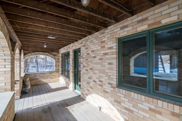 Exterior, Stone Walls, Wooden Beams