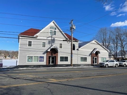 Exterior, Facade, Queen Anne Victorian