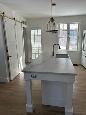 Interior, Kitchen, Pendant Lights, Wood Texture Flooring