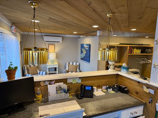 Interior, Pendant Lights, Recessed Lighting, Wooden Ceilings