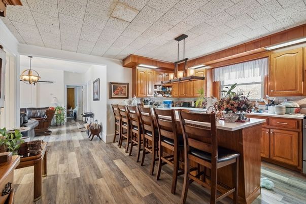 Dining room, Interior, Kitchen, Pendant Lights, Wood Texture Flooring