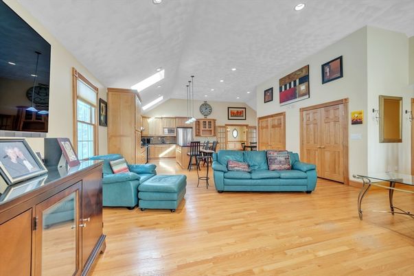 Interior, Kitchen, Living room, Pendant Lights, Recessed Lighting, Stainless Steel Appliances, Wood Texture Flooring
