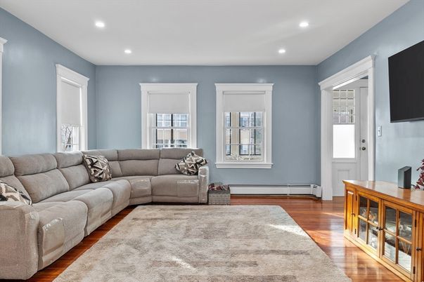 Interior, Living room, Recessed Lighting, Wood Texture Flooring