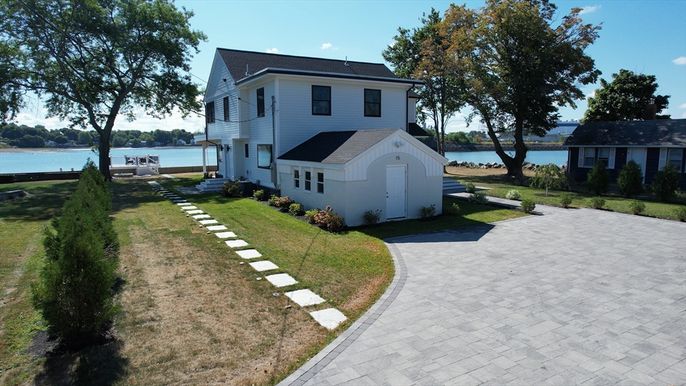 Backyard, Exterior, Water