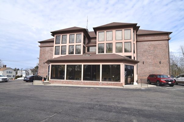 Exterior, Facade, Brick Facade, Modern