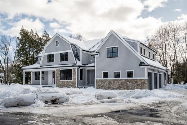 Attached, Exterior, Facade, Farmhouse