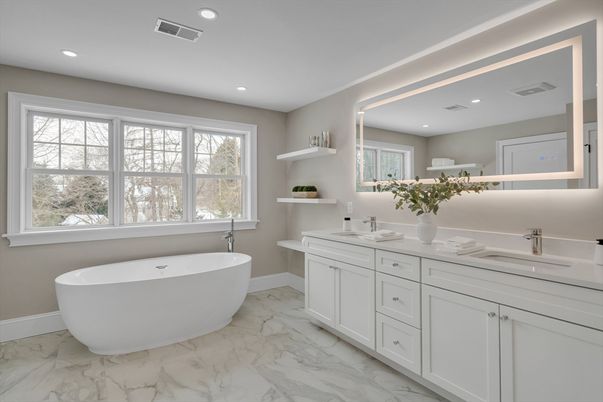 Bathroom, Dual Sink Vanities, Free Standing Baths, Interior, Marble, Recessed Lighting