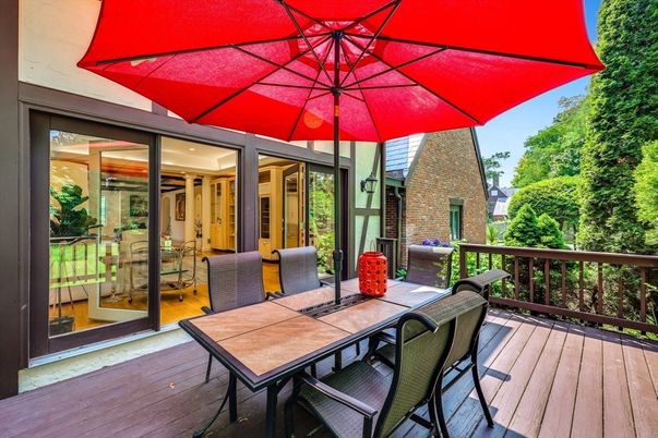 Exterior, Wood Texture Flooring