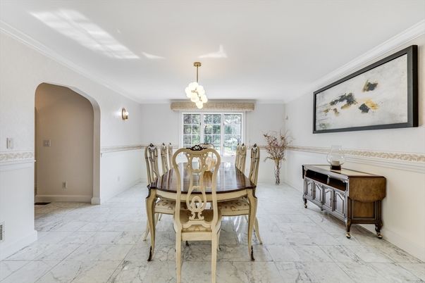 Dining room, Interior, Marble, Pendant Lights