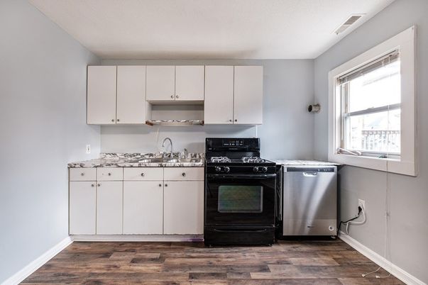 Interior, Kitchen, Stainless Steel Appliances, Wood Texture Flooring