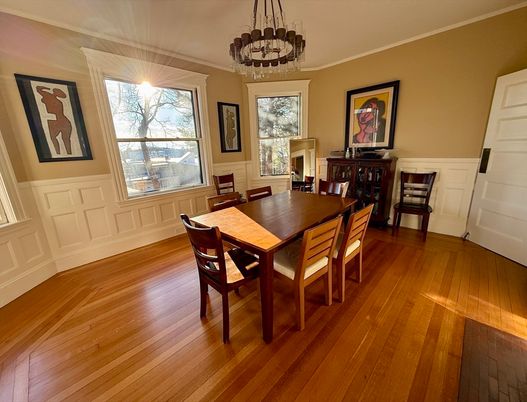 Chandelier, Dining room, Fireplace, Interior, Pendant Lights, Wood Texture Flooring