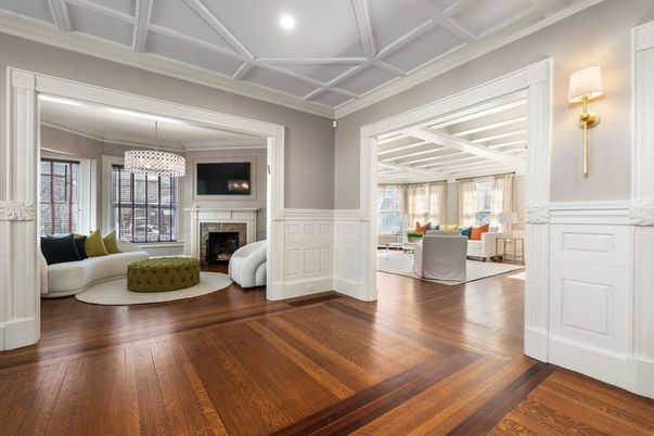 Chandelier, Fireplace, Interior, Living room, Pendant Lights, Recessed Lighting, Wood Texture Flooring