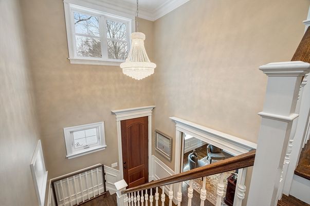 Chandelier, Interior