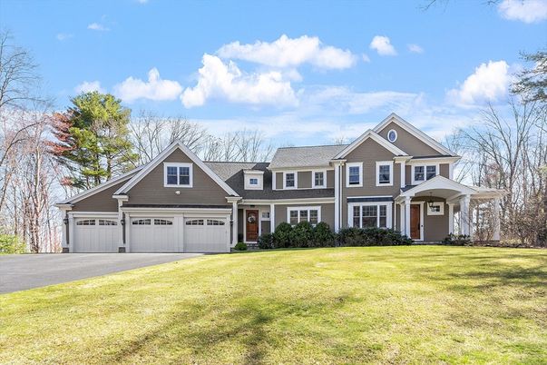 Attached, Exterior, Facade, Farmhouse