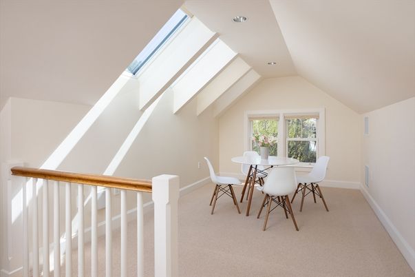 Dining room, Interior, Recessed Lighting