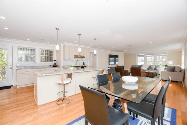 Dining room, Interior, Kitchen, Living room, Pendant Lights, Recessed Lighting, Wood Texture Flooring