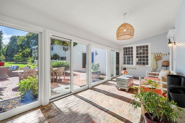 Interior, Pendant Lights, Sun Room