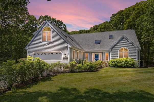 Attached, Backyard, Exterior, Facade, Ranch