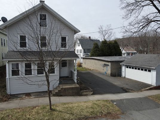 Detached Garage, Exterior