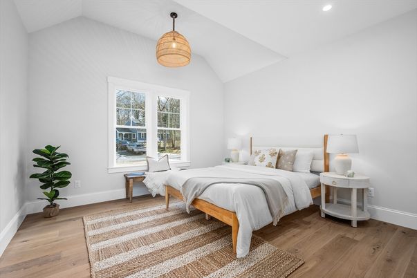 Bedroom, Interior, Pendant Lights, Recessed Lighting, Wood Texture Flooring