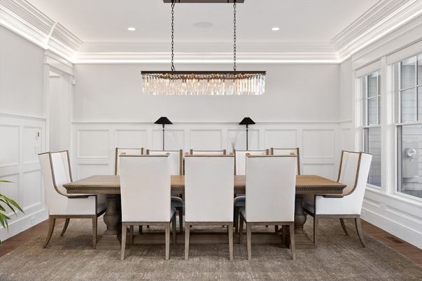 Dining room, Interior