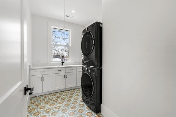 Interior, Recessed Lighting, Washer