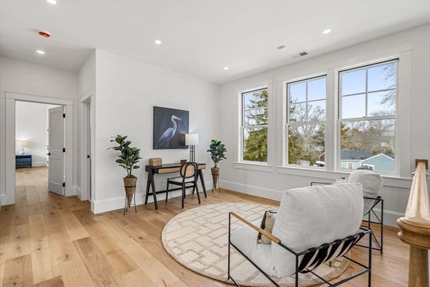 Interior, Recessed Lighting, Wood Texture Flooring
