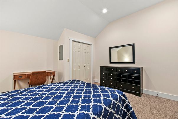 Bedroom, Home Office, Interior, Recessed Lighting