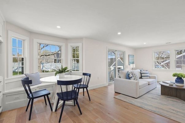 Dining room, Interior, Living room, Recessed Lighting, Wood Texture Flooring