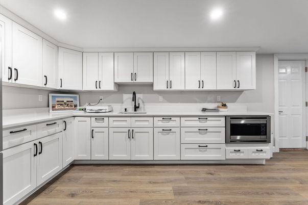 Interior, Kitchen, Recessed Lighting, Wood Texture Flooring