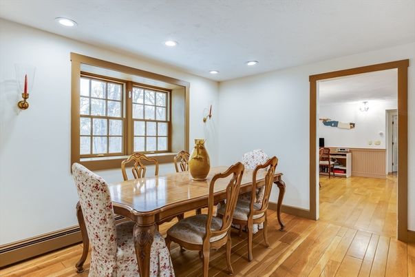 Dining room, Interior, Recessed Lighting, Wood Texture Flooring