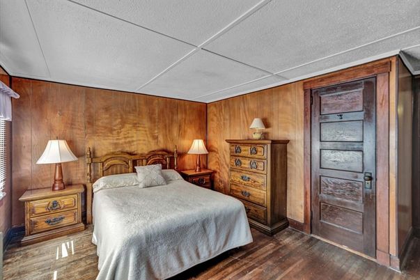 Bedroom, Interior, Wood Texture Flooring, Wooden Walls
